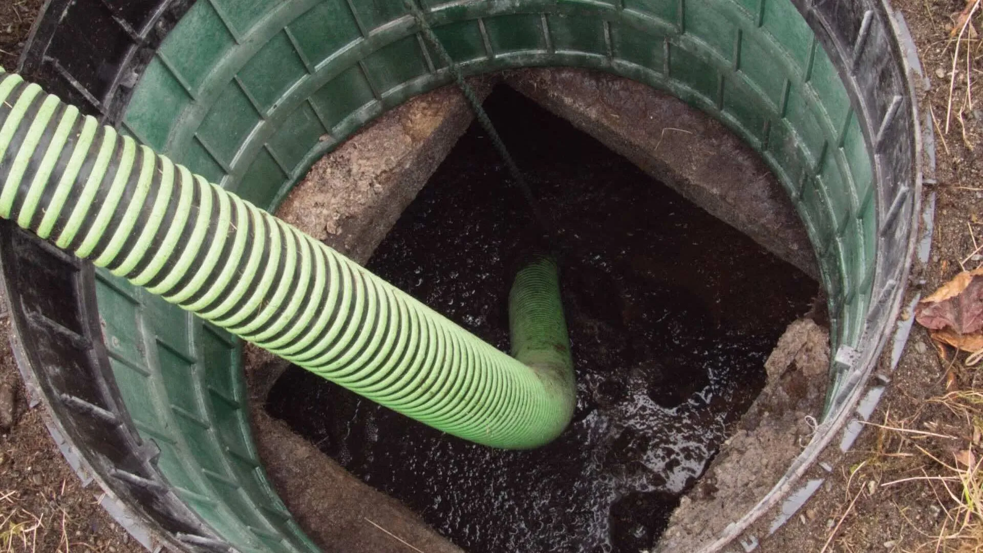 Holding Tank Pumping 4 Unraveling the Cost Factors of Holding Tank Pumping in Woodland, MI