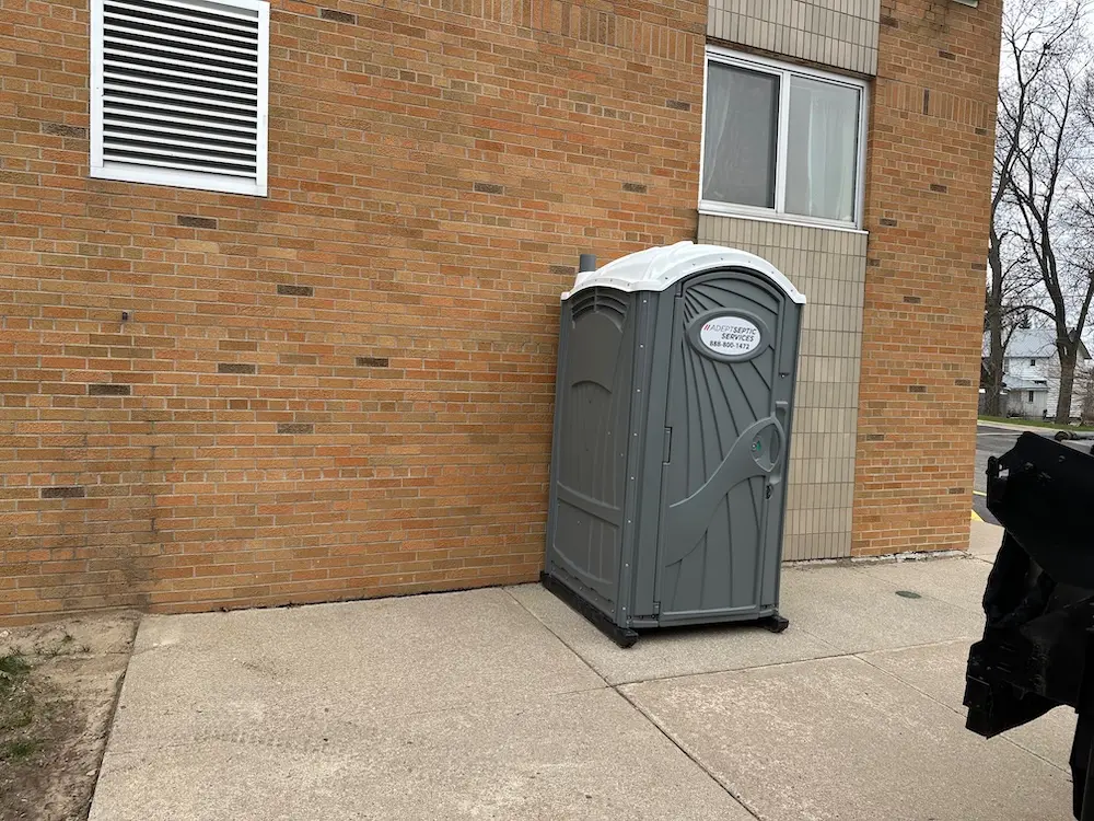 michigan porta potty rental company